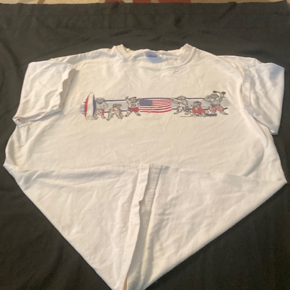 Hanes Comfort Short Sleeve Shirt U.S.A Flag and Boxer Dog Characters